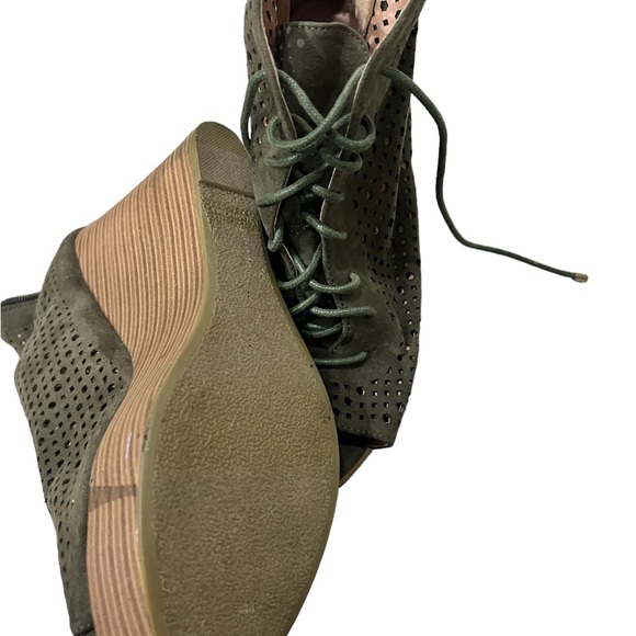 Hardly used like new condition - Picture 2 of 2